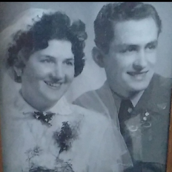 Elvis Presley Jail House ROCK TEEN IDOL πΈ Barbie Mattel - Picture 13 of 16